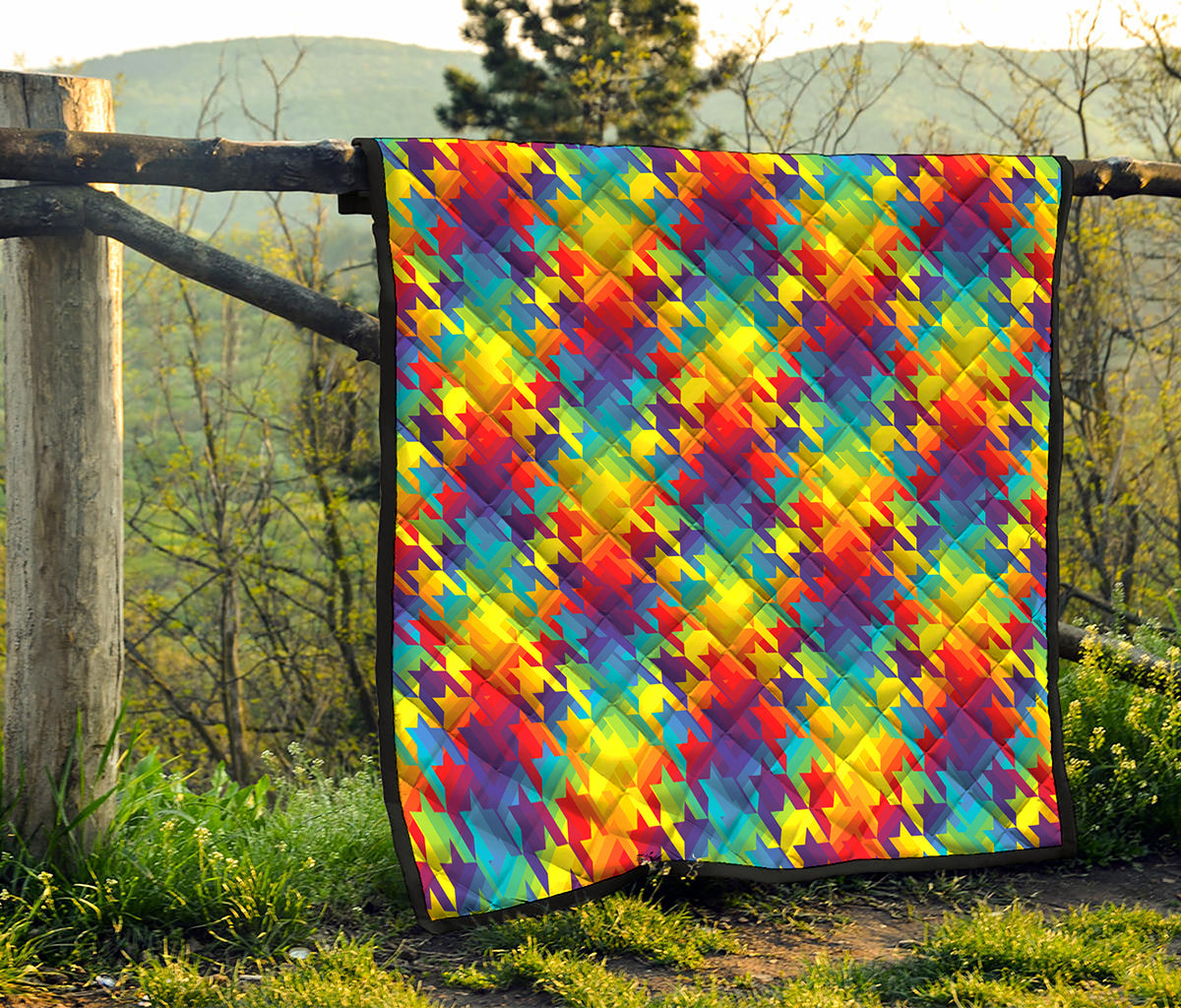 Rainbow Houndstooth Pattern Print Quilt