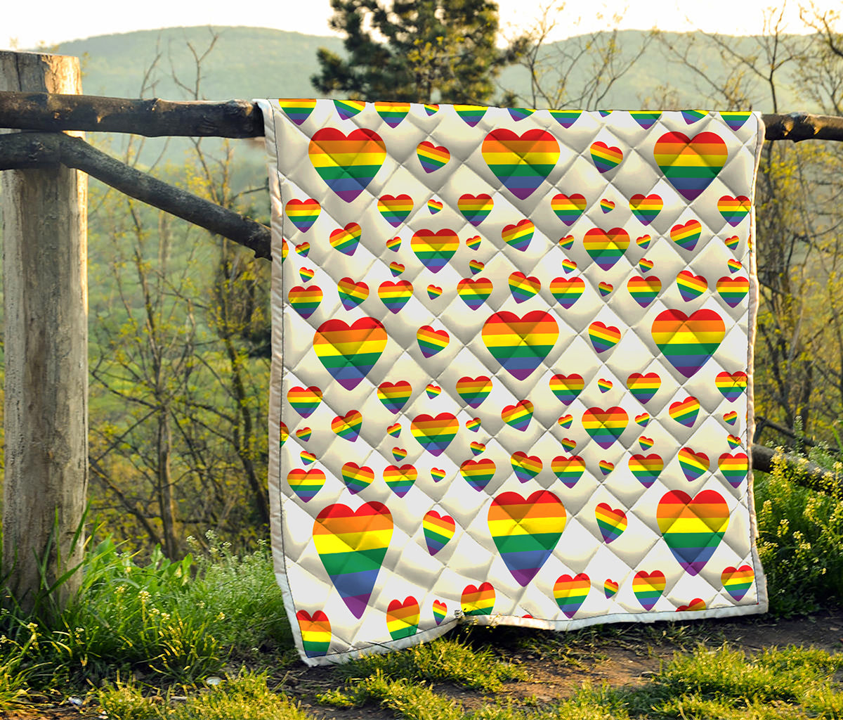 Rainbow LGBT Heart Pattern Print Quilt