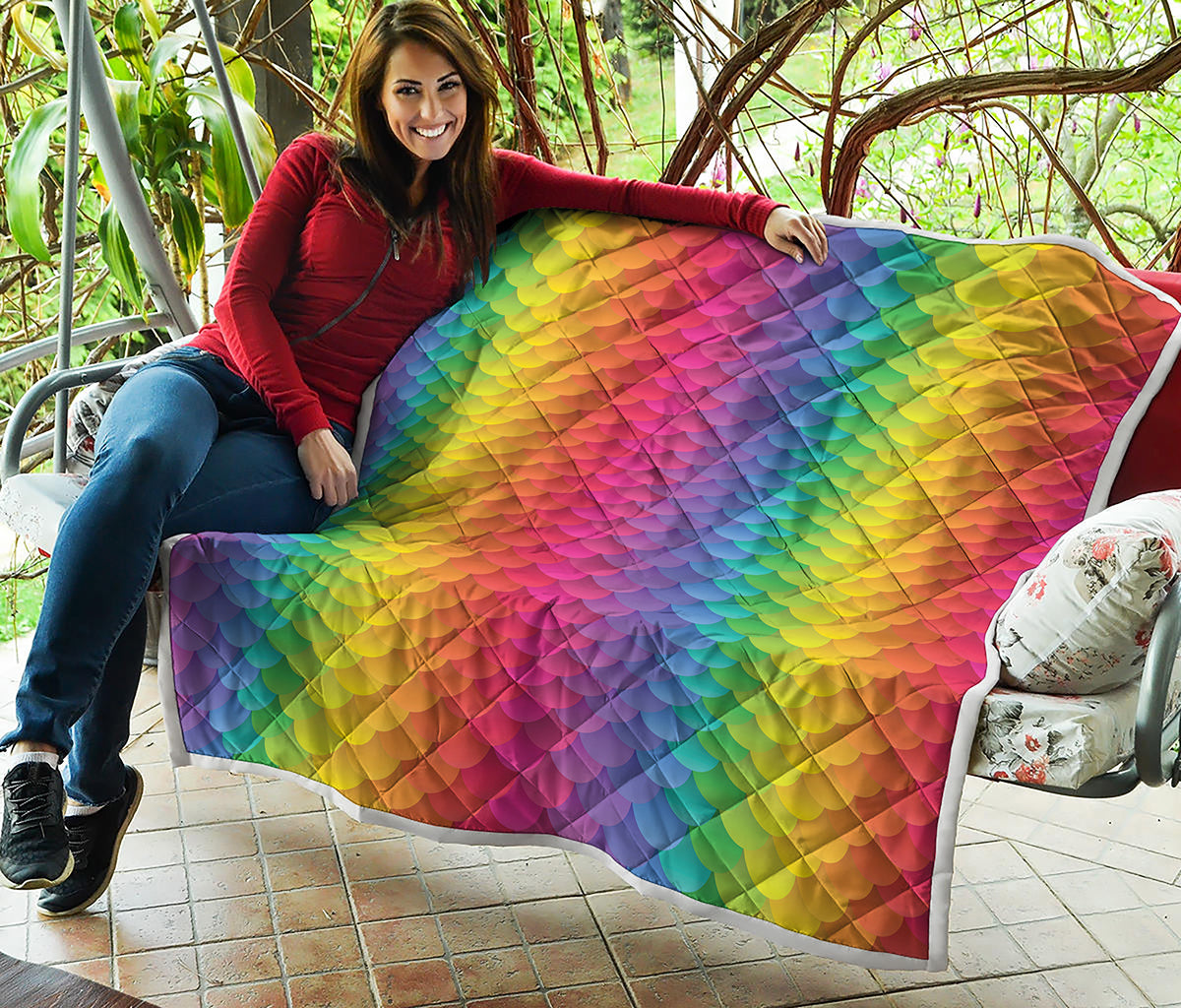 Rainbow Mermaid Scale Pattern Print Quilt