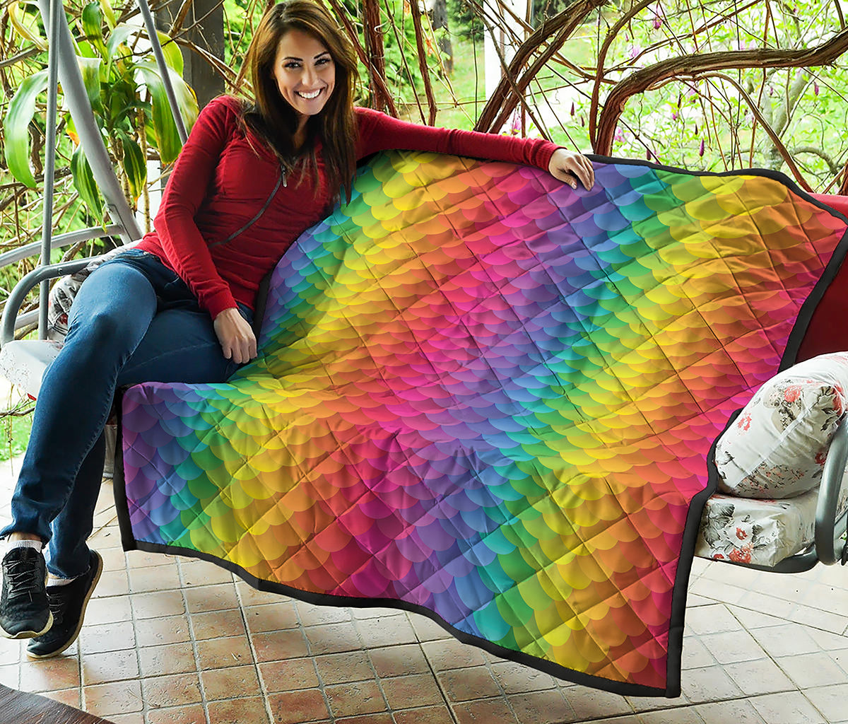 Rainbow Mermaid Scale Pattern Print Quilt