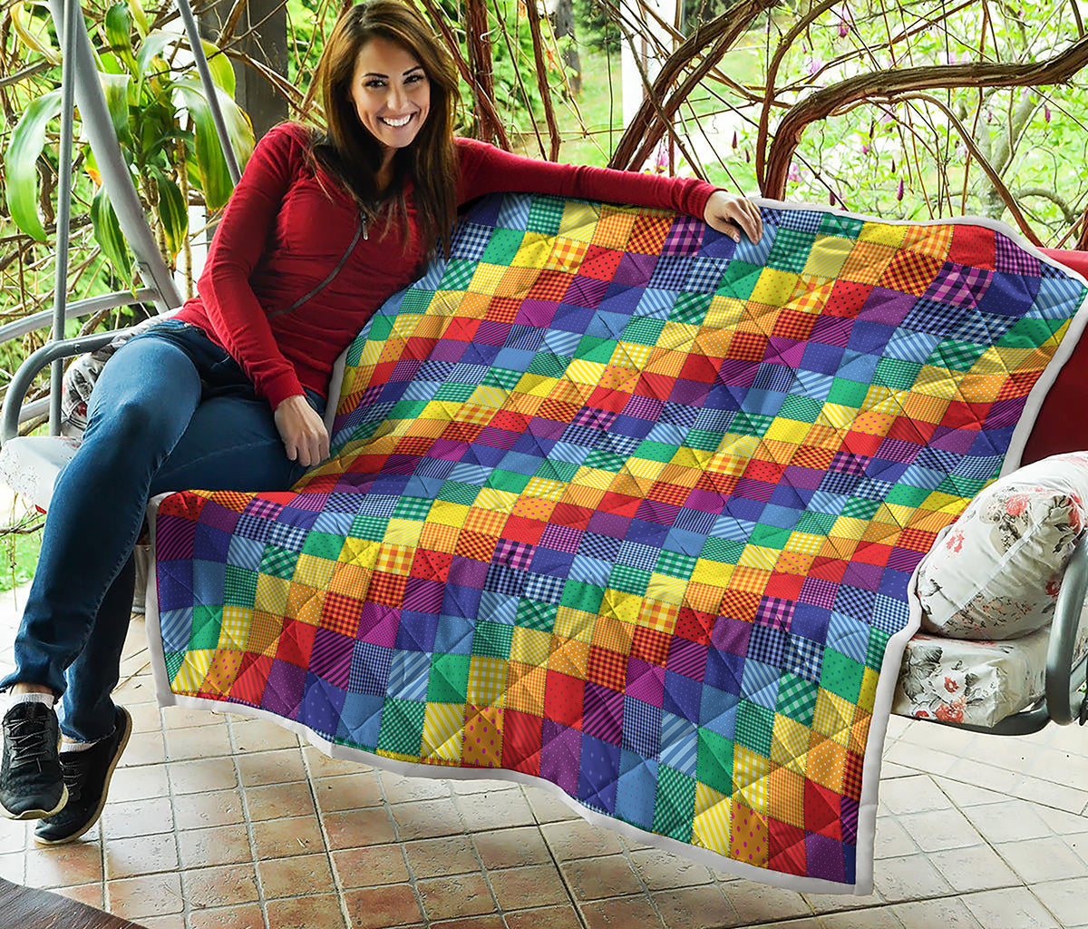 Rainbow Patchwork Pattern Print Quilt