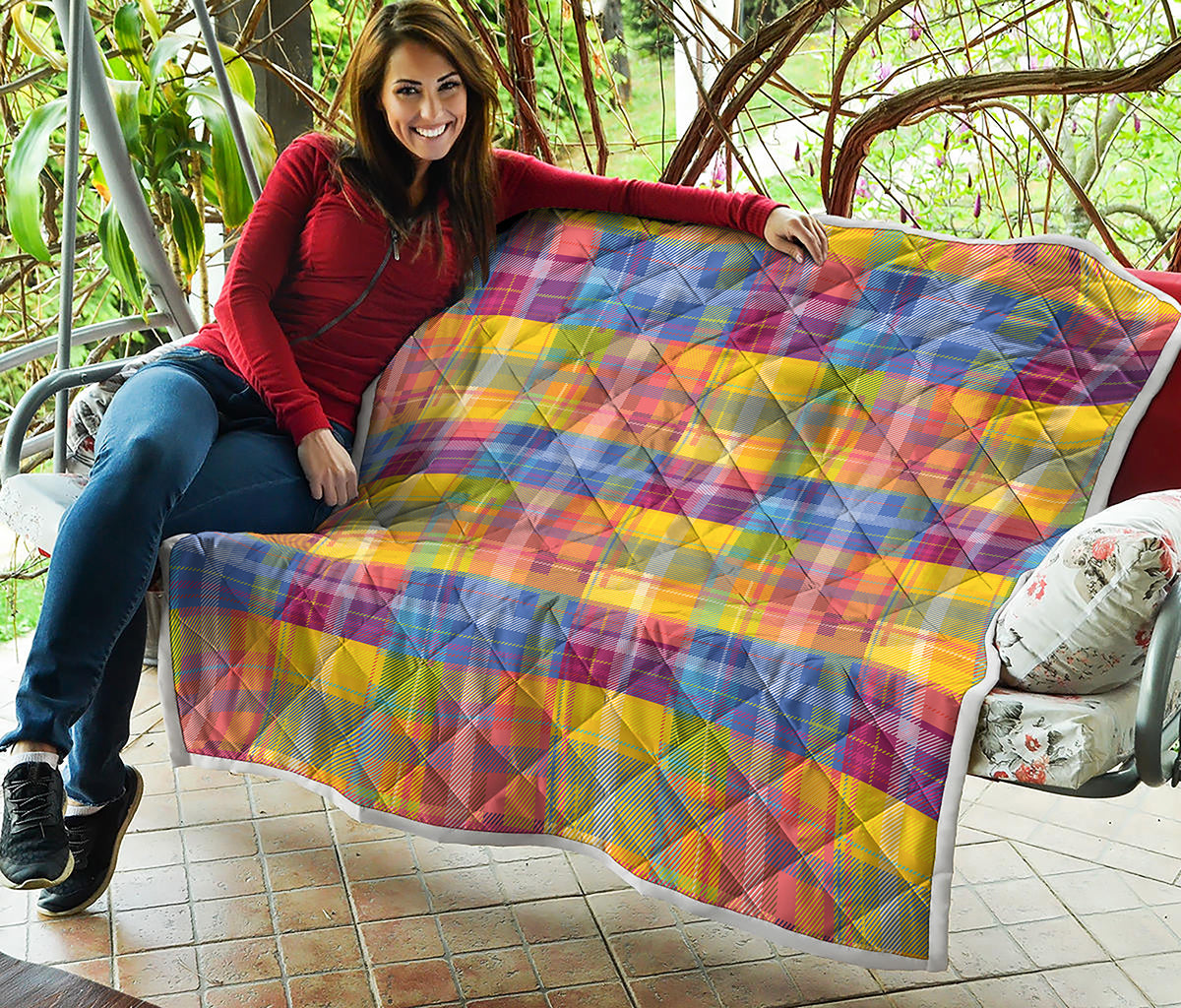 Rainbow Plaid Pattern Print Quilt