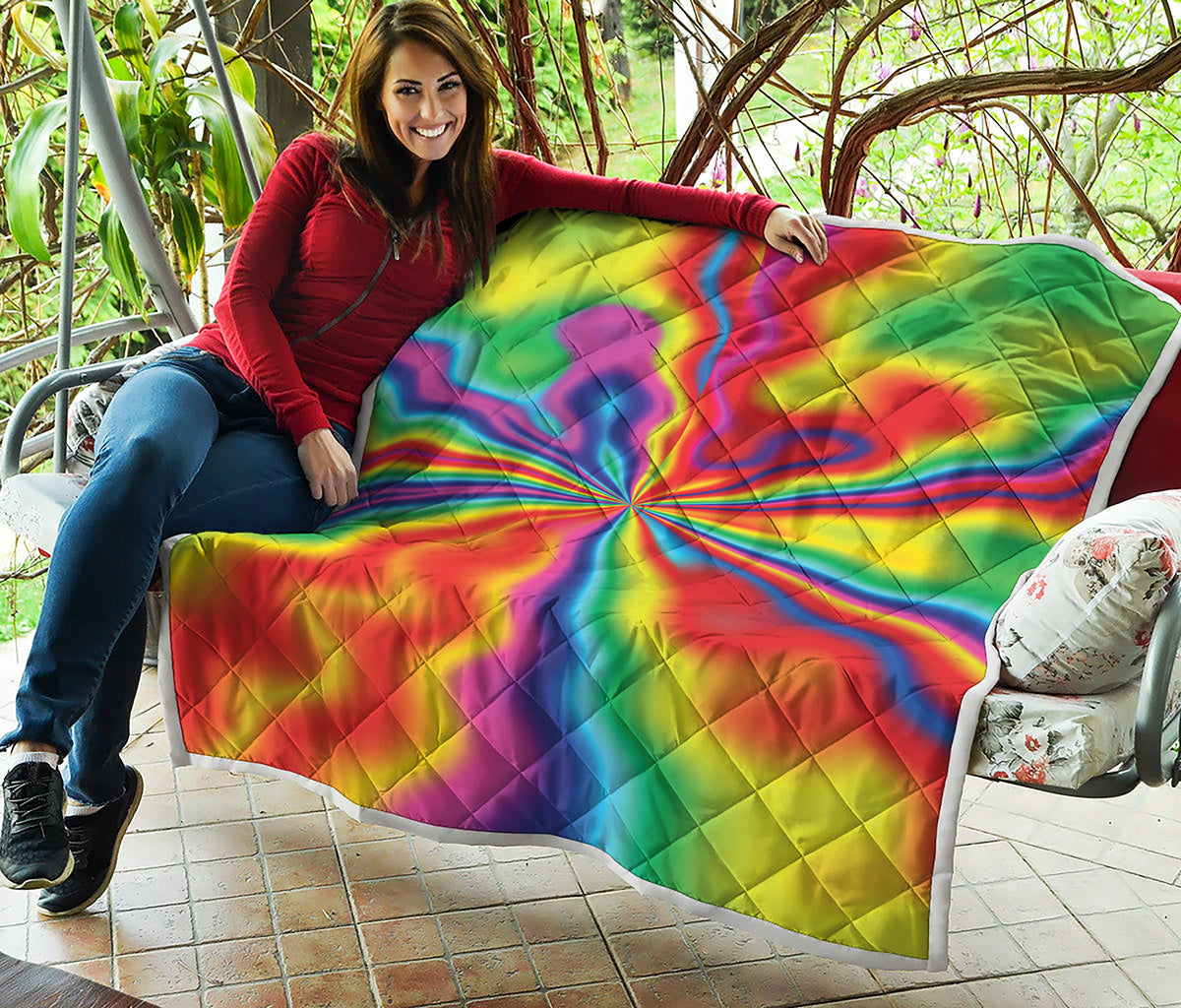 Rainbow Psychedelic Print Quilt
