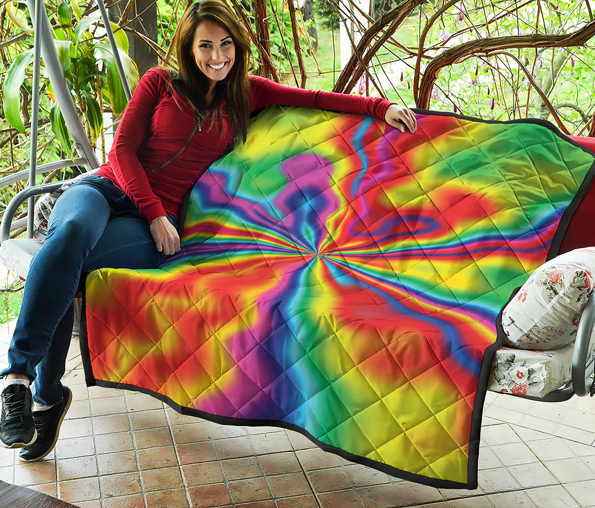 Rainbow Psychedelic Print Quilt