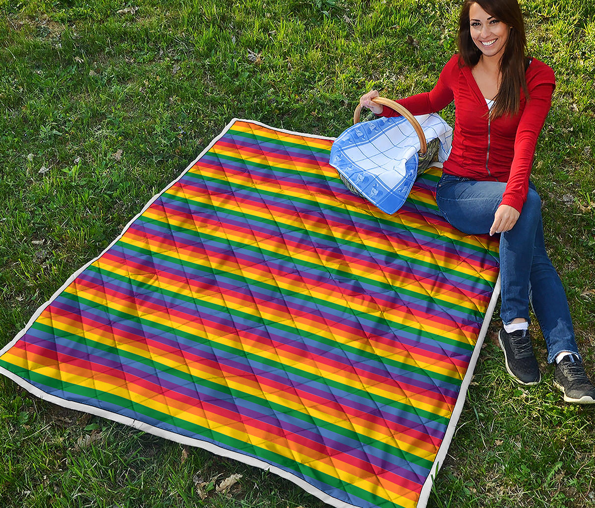 Rainbow Stripe Print Quilt