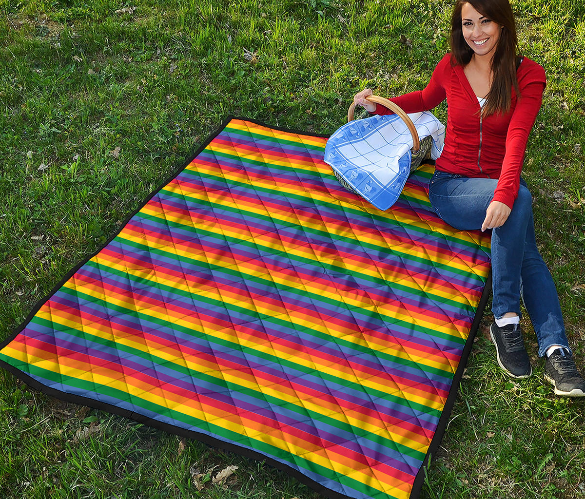 Rainbow Stripe Print Quilt