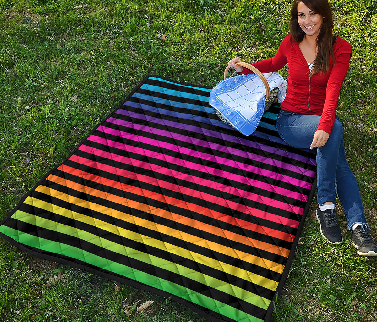Rainbow Striped Pattern Print Quilt