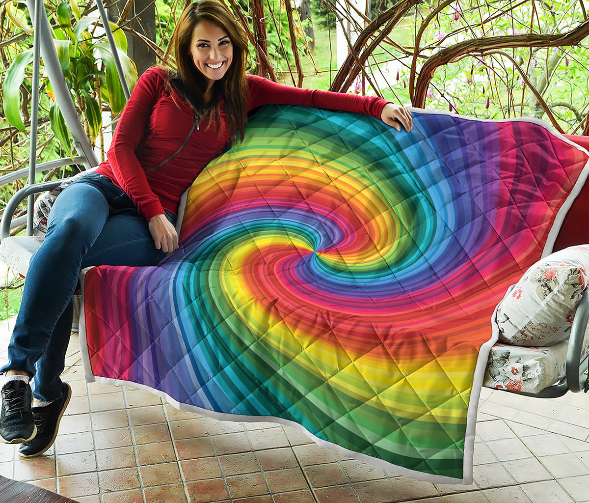 Rainbow Swirl Print Quilt