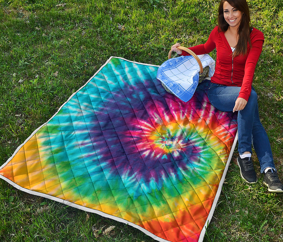 Rainbow Tie Dye Print Quilt
