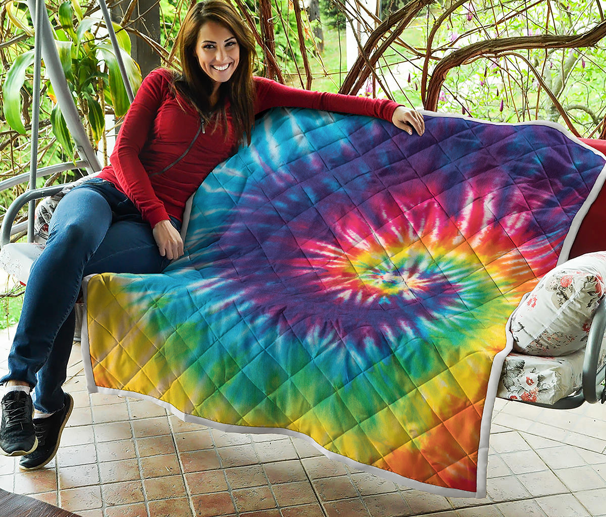 Rainbow Tie Dye Print Quilt
