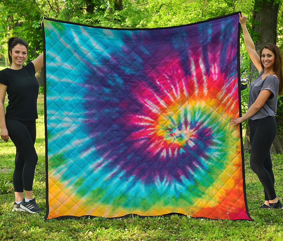 Rainbow Tie Dye Print Quilt