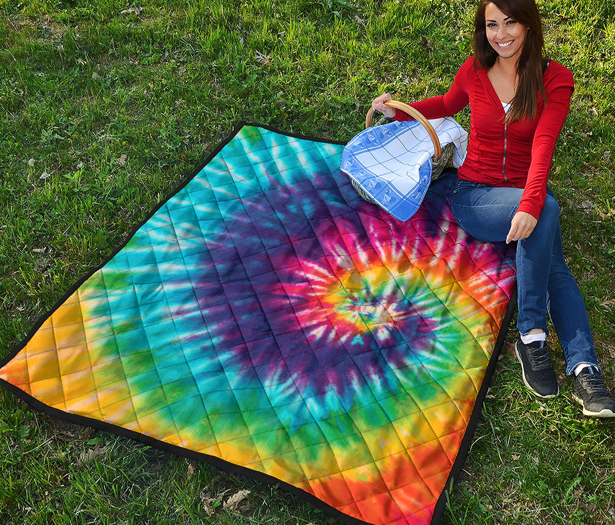 Rainbow Tie Dye Print Quilt