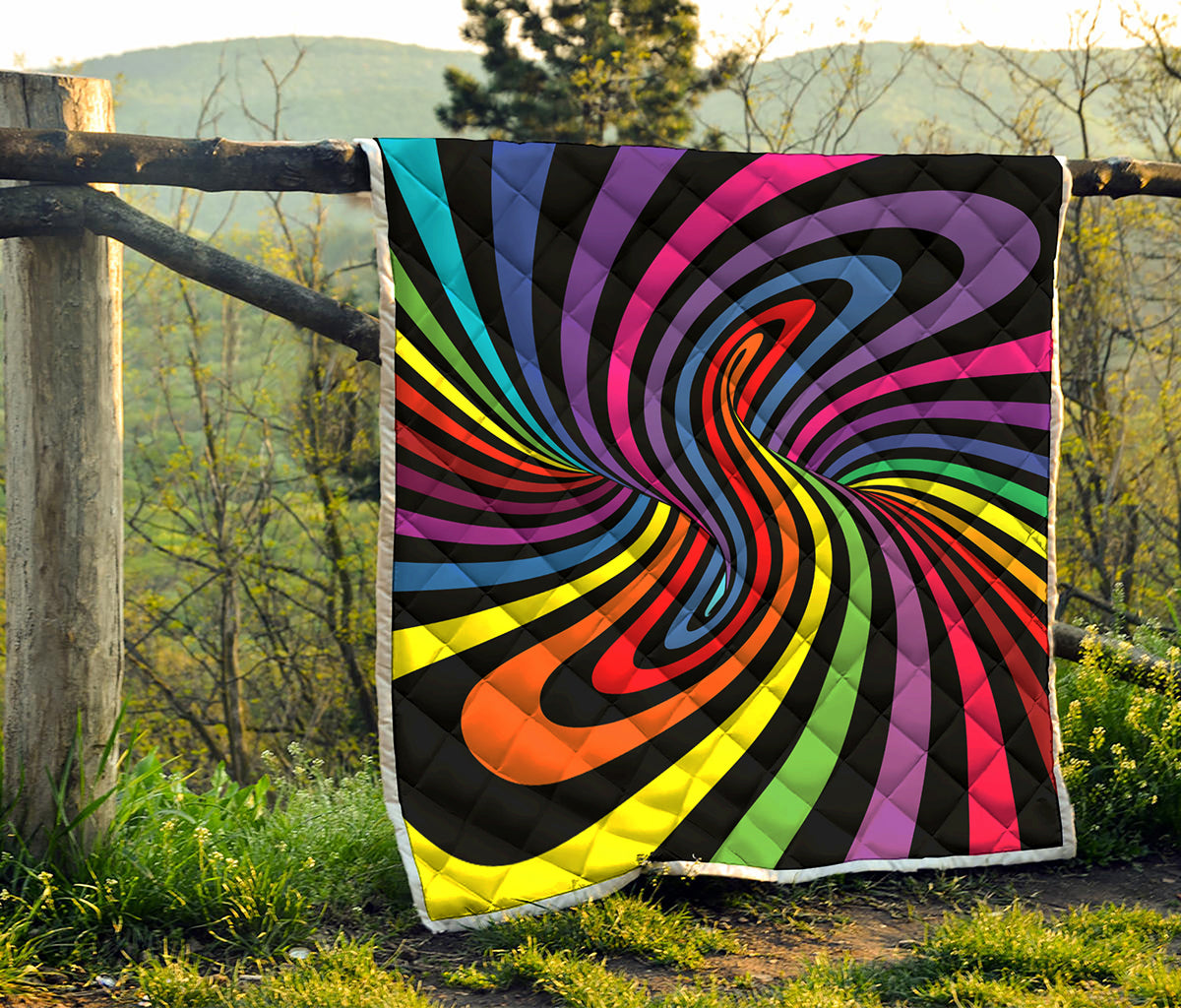 Rainbow Torus Psychedelic Print Quilt