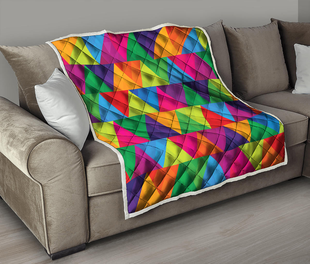 Rainbow Triangles Pattern Print Quilt