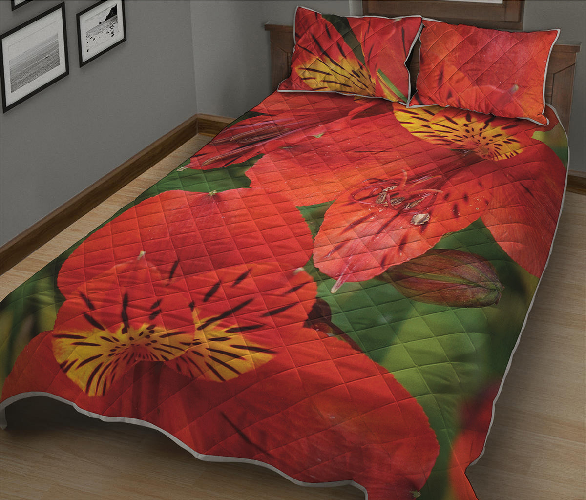 Red Alstroemeria Print Quilt Bed Set