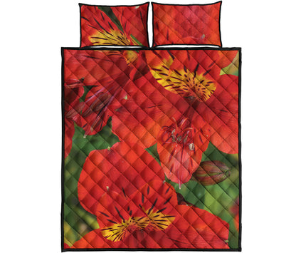 Red Alstroemeria Print Quilt Bed Set