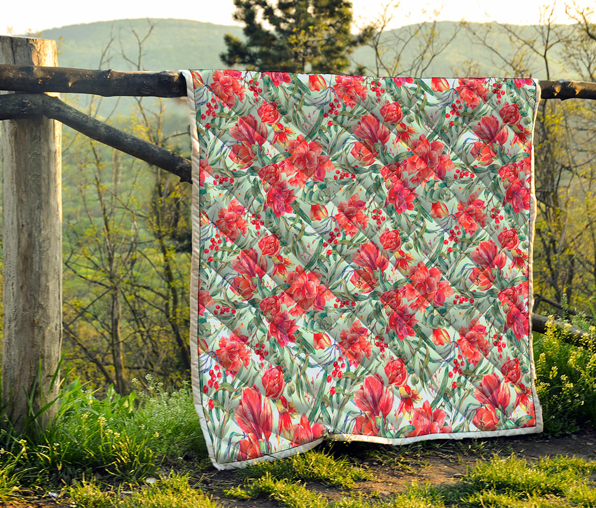 Red Amaryllis Pattern Print Quilt