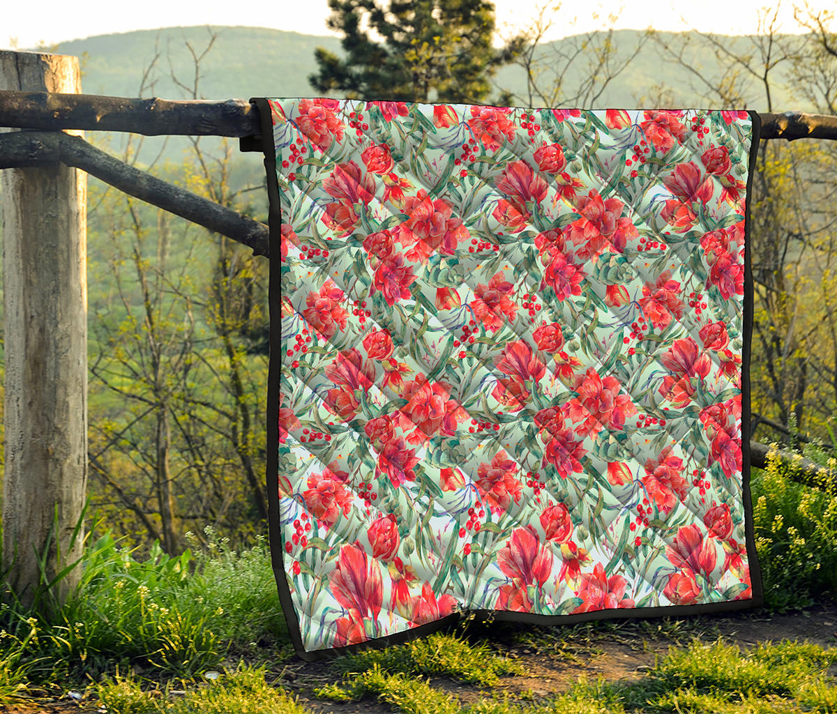 Red Amaryllis Pattern Print Quilt