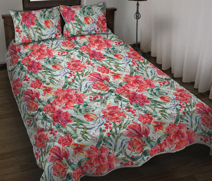 Red Amaryllis Pattern Print Quilt Bed Set