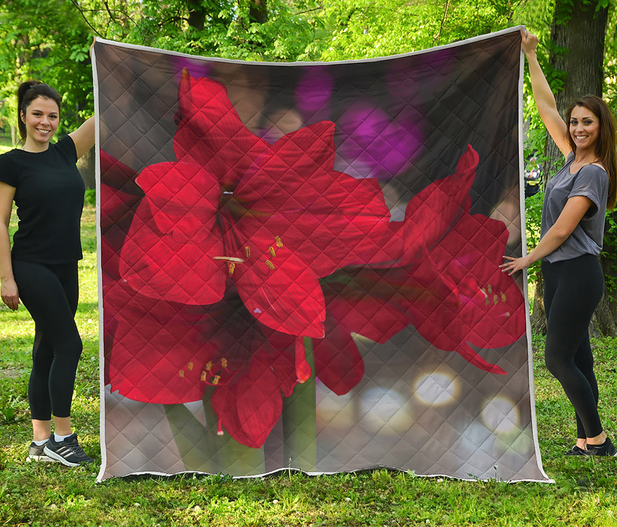 Red Amaryllis Print Quilt