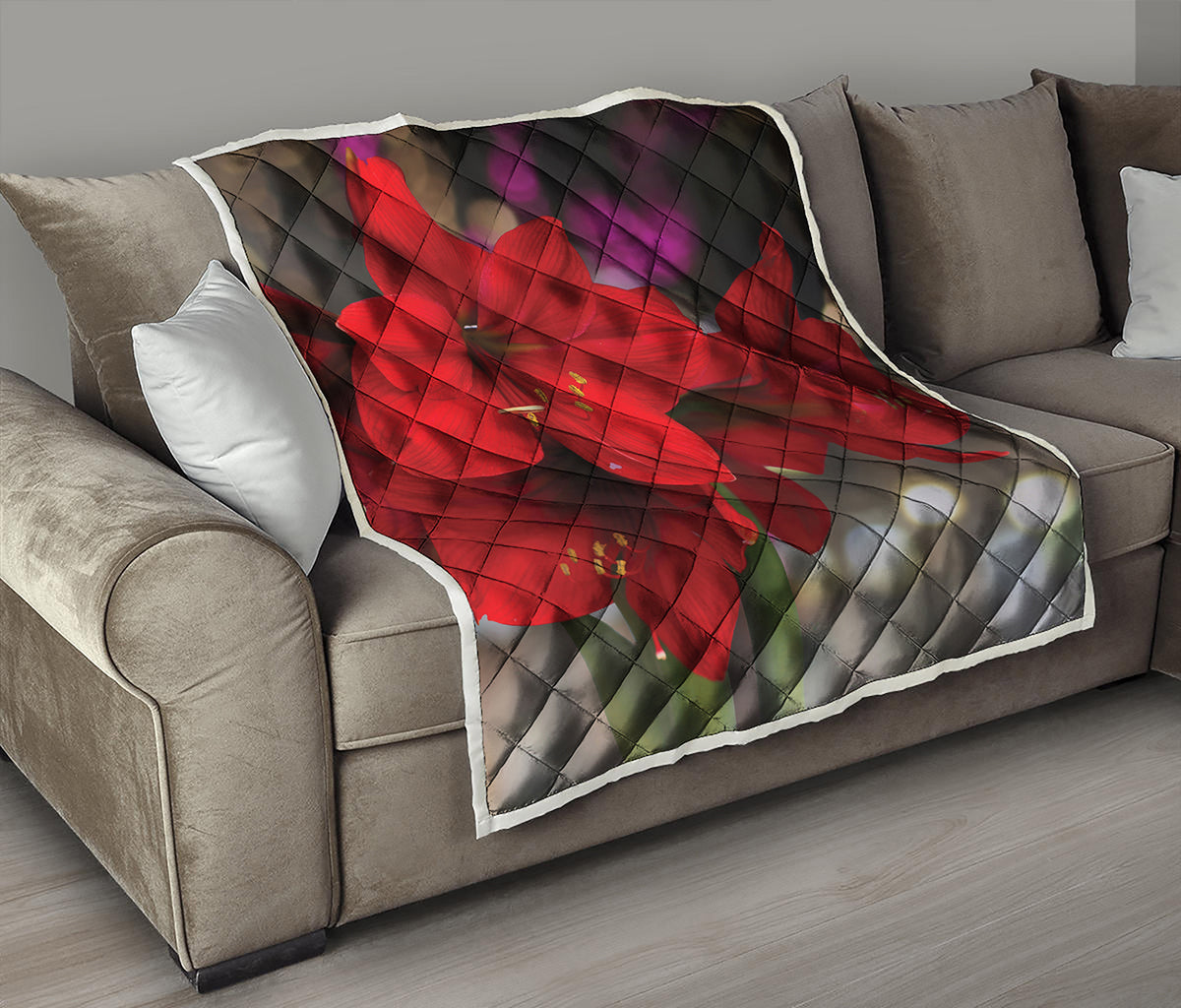 Red Amaryllis Print Quilt