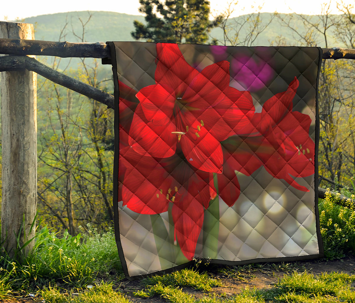 Red Amaryllis Print Quilt