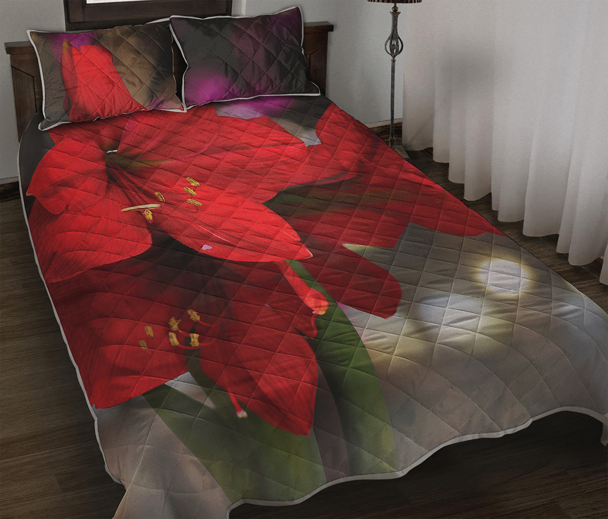 Red Amaryllis Print Quilt Bed Set
