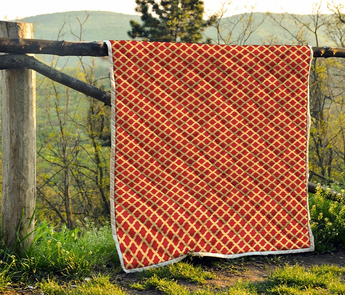 Red And Beige Japanese Pattern Print Quilt