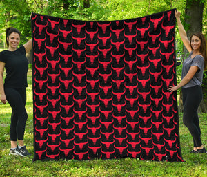 Red And Black Bull Skull Pattern Print Quilt