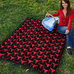 Red And Black Bull Skull Pattern Print Quilt