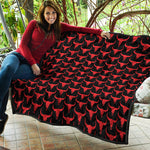 Red And Black Bull Skull Pattern Print Quilt