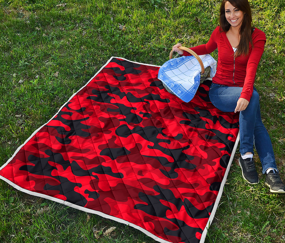 Red And Black Camouflage Print Quilt