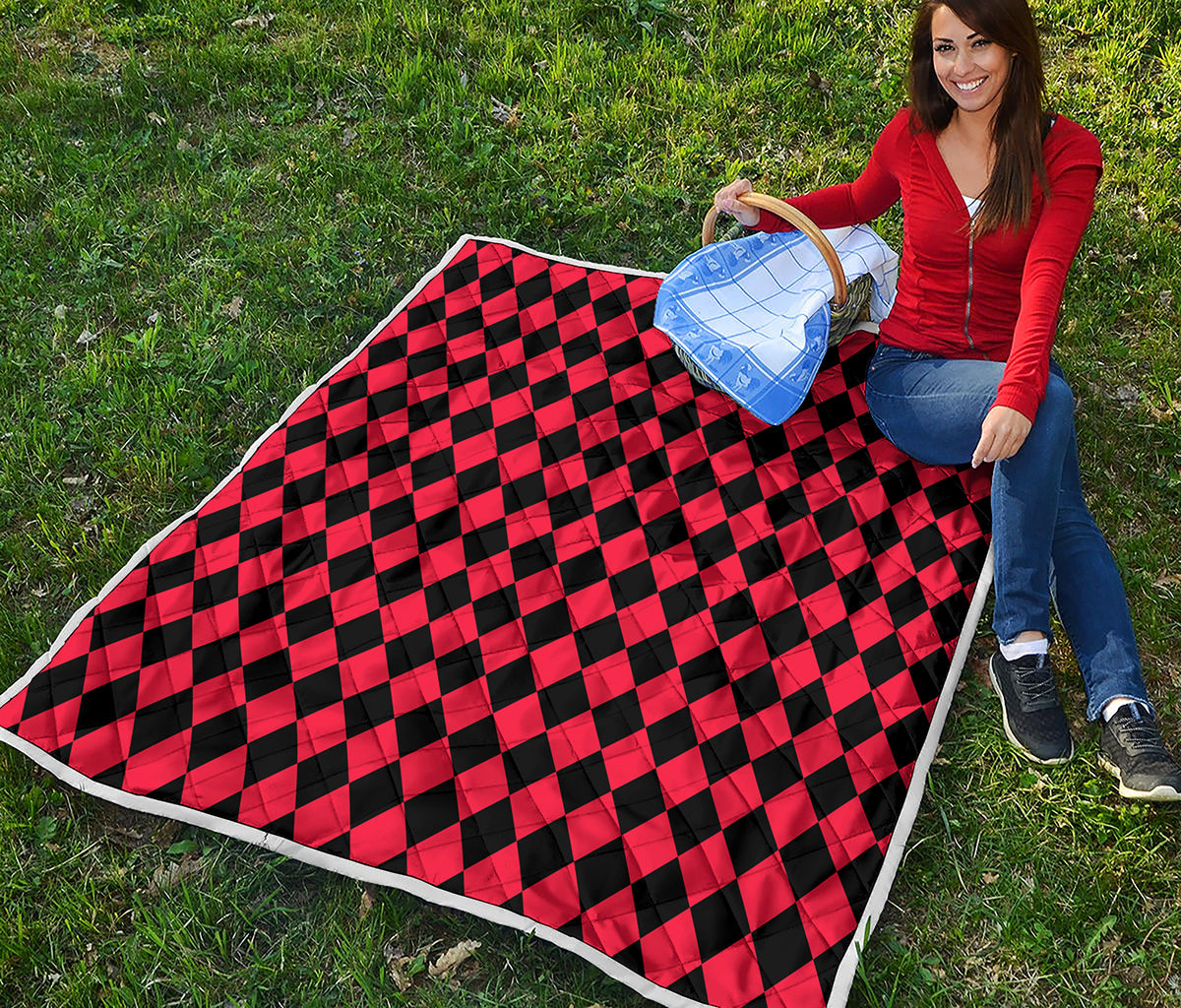 Red And Black Harlequin Pattern Print Quilt