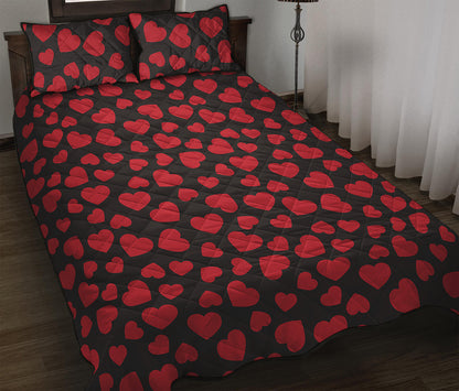 Red And Black Heart Pattern Print Quilt Bed Set