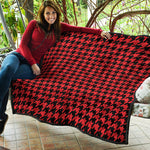 Red And Black Houndstooth Pattern Print Quilt