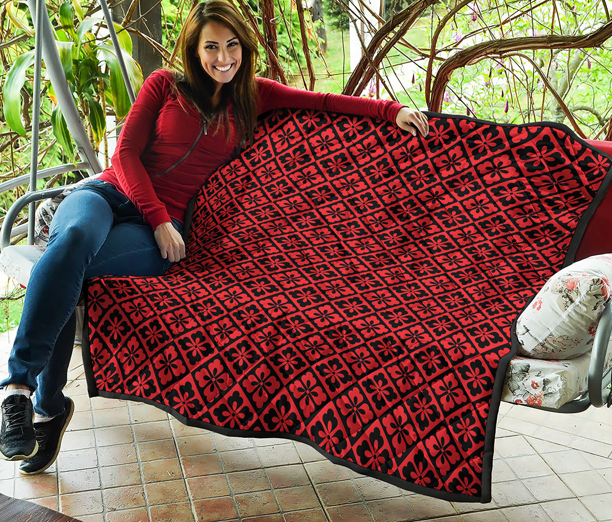 Red And Black Japanese Pattern Print Quilt
