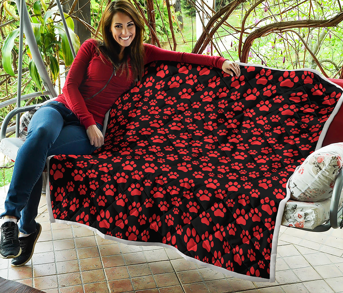 Red And Black Paw Pattern Print Quilt