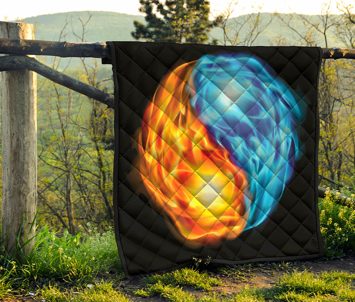 Red And Blue Fire Yin Yang Print Quilt