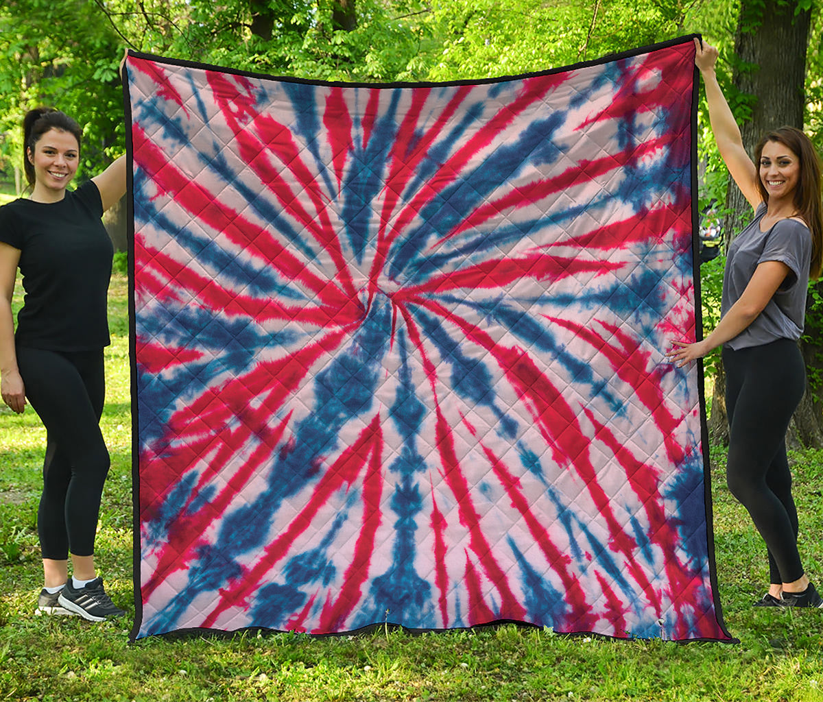 Red And Blue Spider Tie Dye Print Quilt