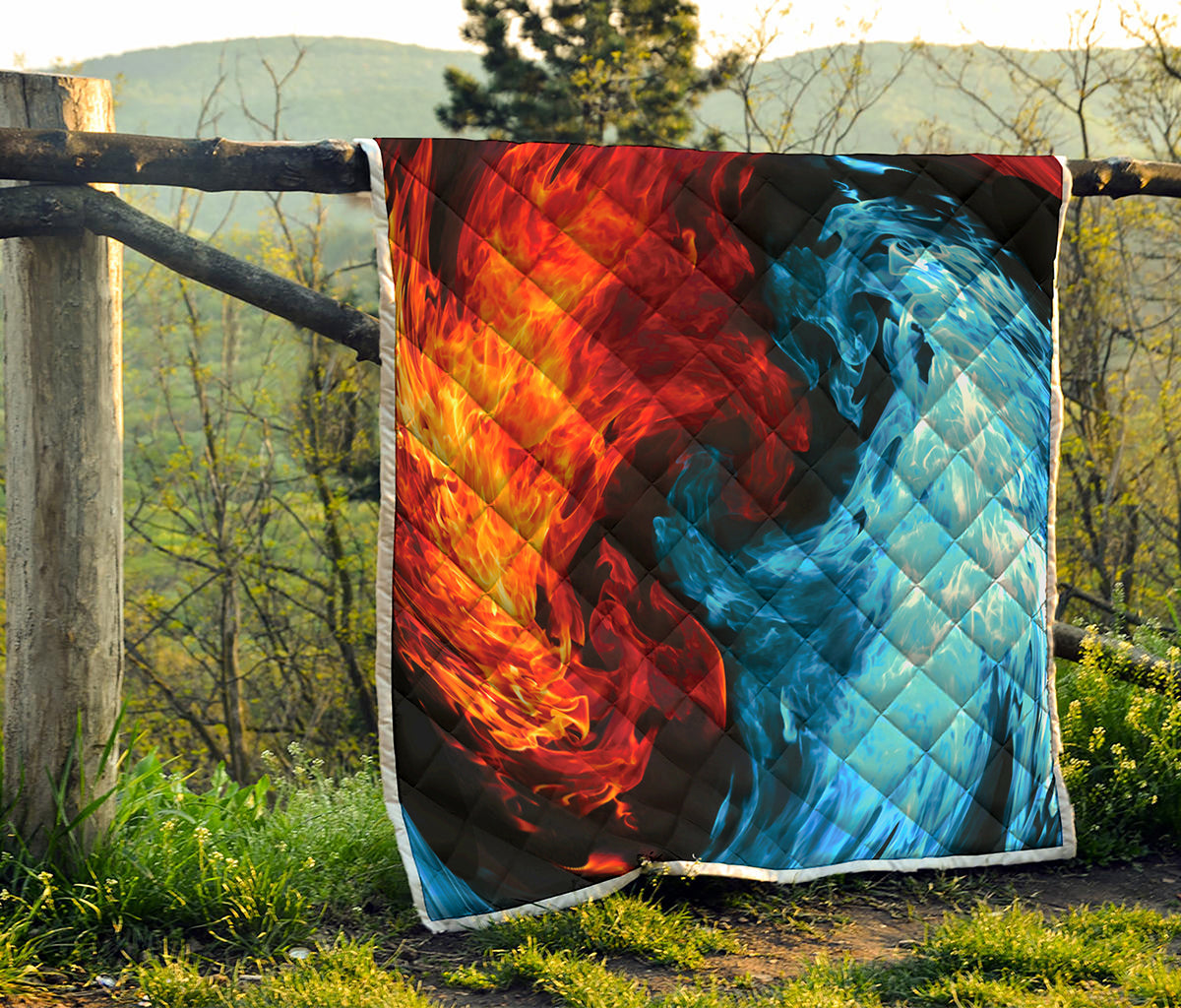 Red And Blue Twin Flame Print Quilt