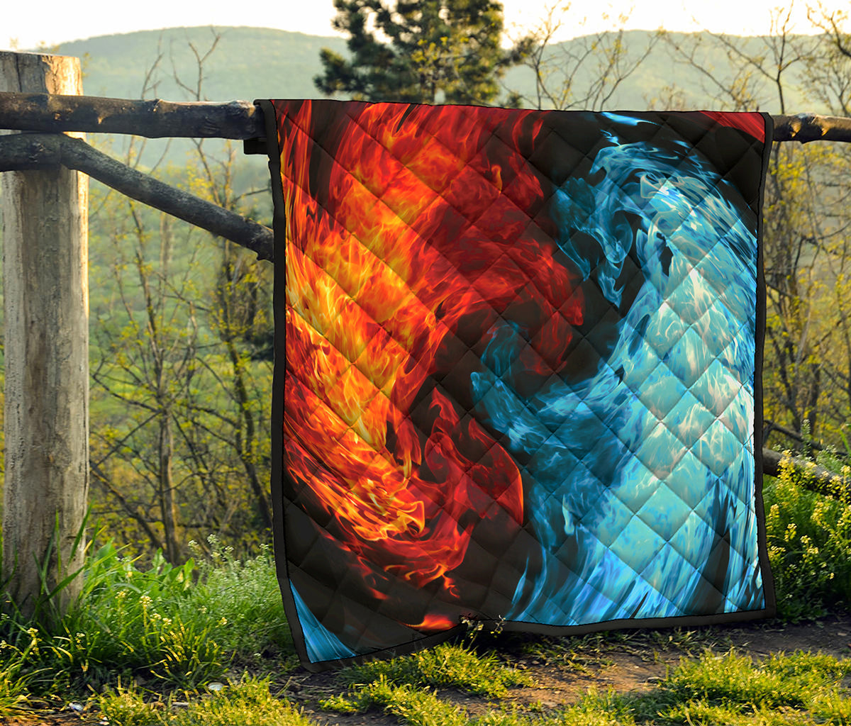 Red And Blue Twin Flame Print Quilt