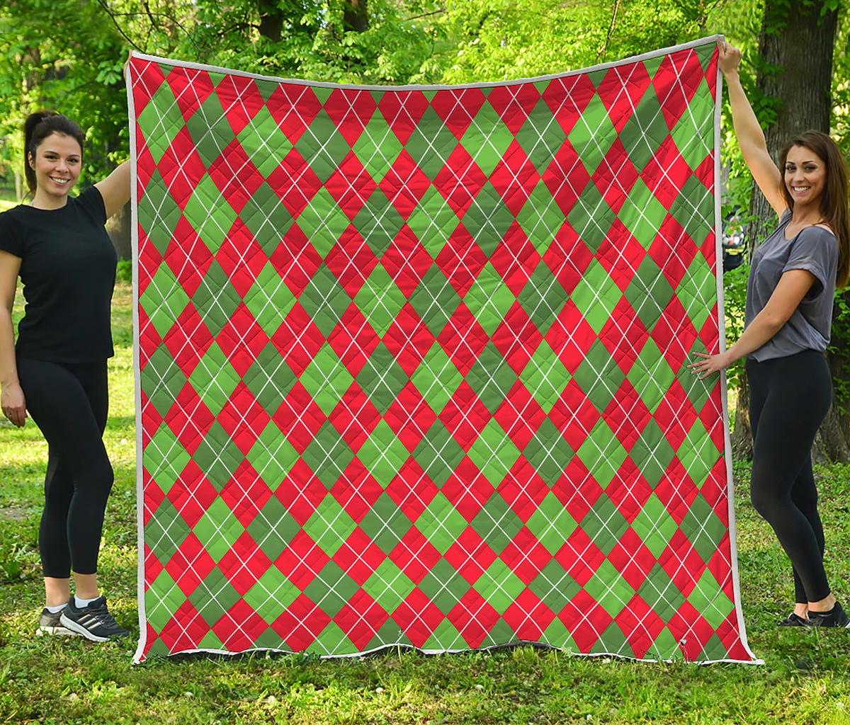 Red And Green Argyle Pattern Print Quilt