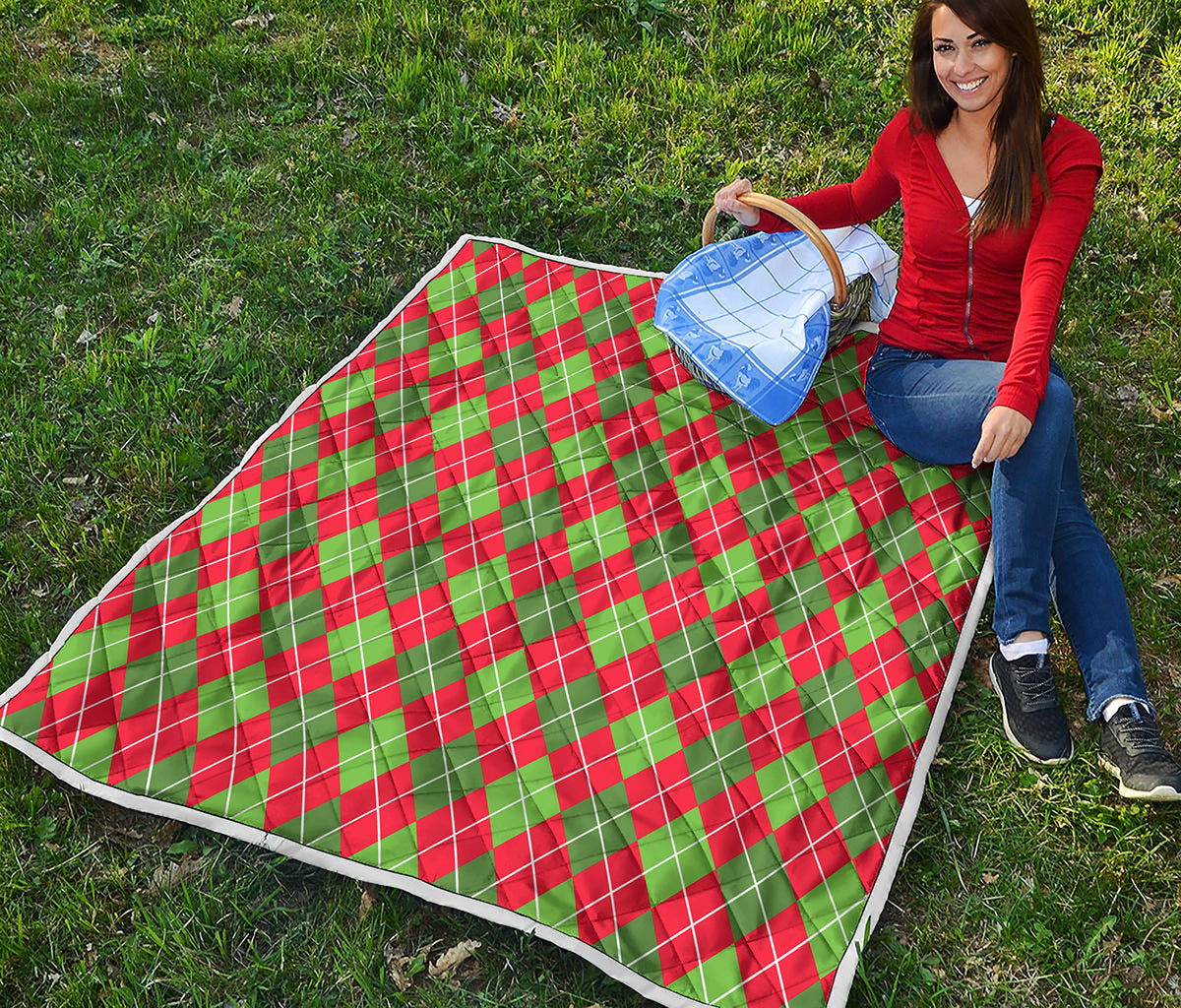 Red And Green Argyle Pattern Print Quilt