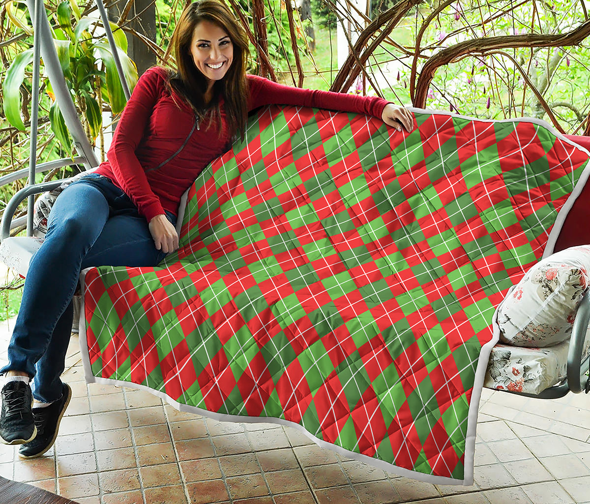 Red And Green Argyle Pattern Print Quilt