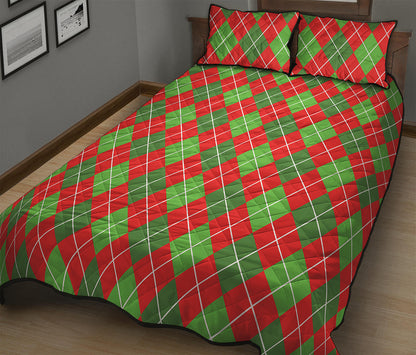 Red And Green Argyle Pattern Print Quilt Bed Set
