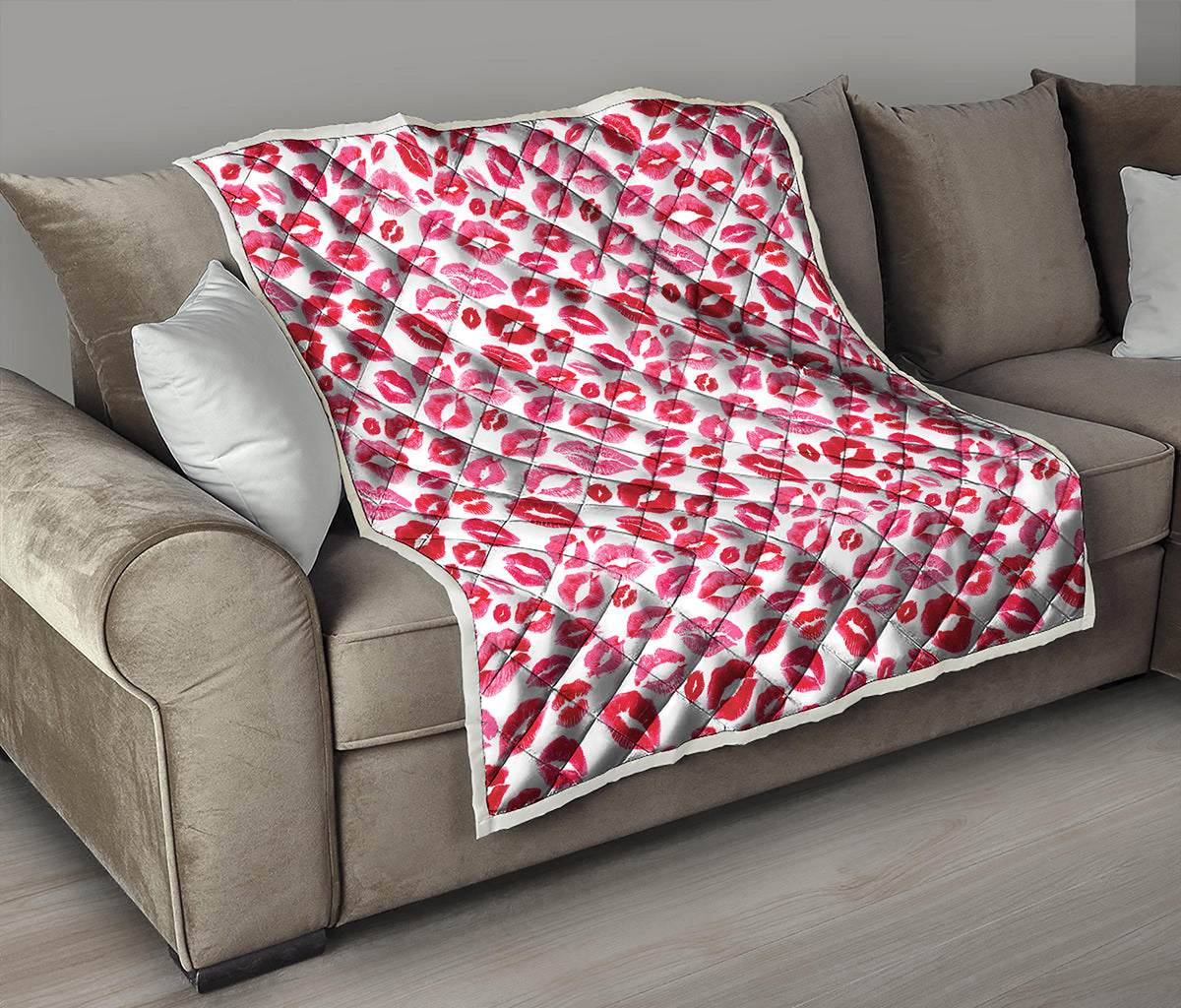 Red And Pink Lips Pattern Print Quilt