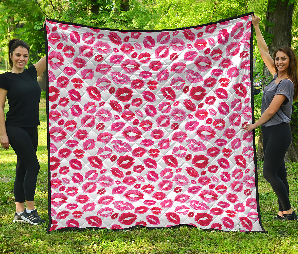 Red And Pink Lips Pattern Print Quilt