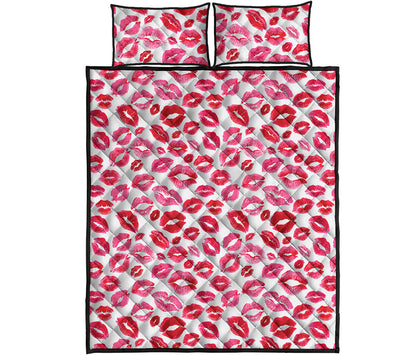 Red And Pink Lips Pattern Print Quilt Bed Set