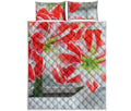 Red And White Amaryllis Print Quilt Bed Set