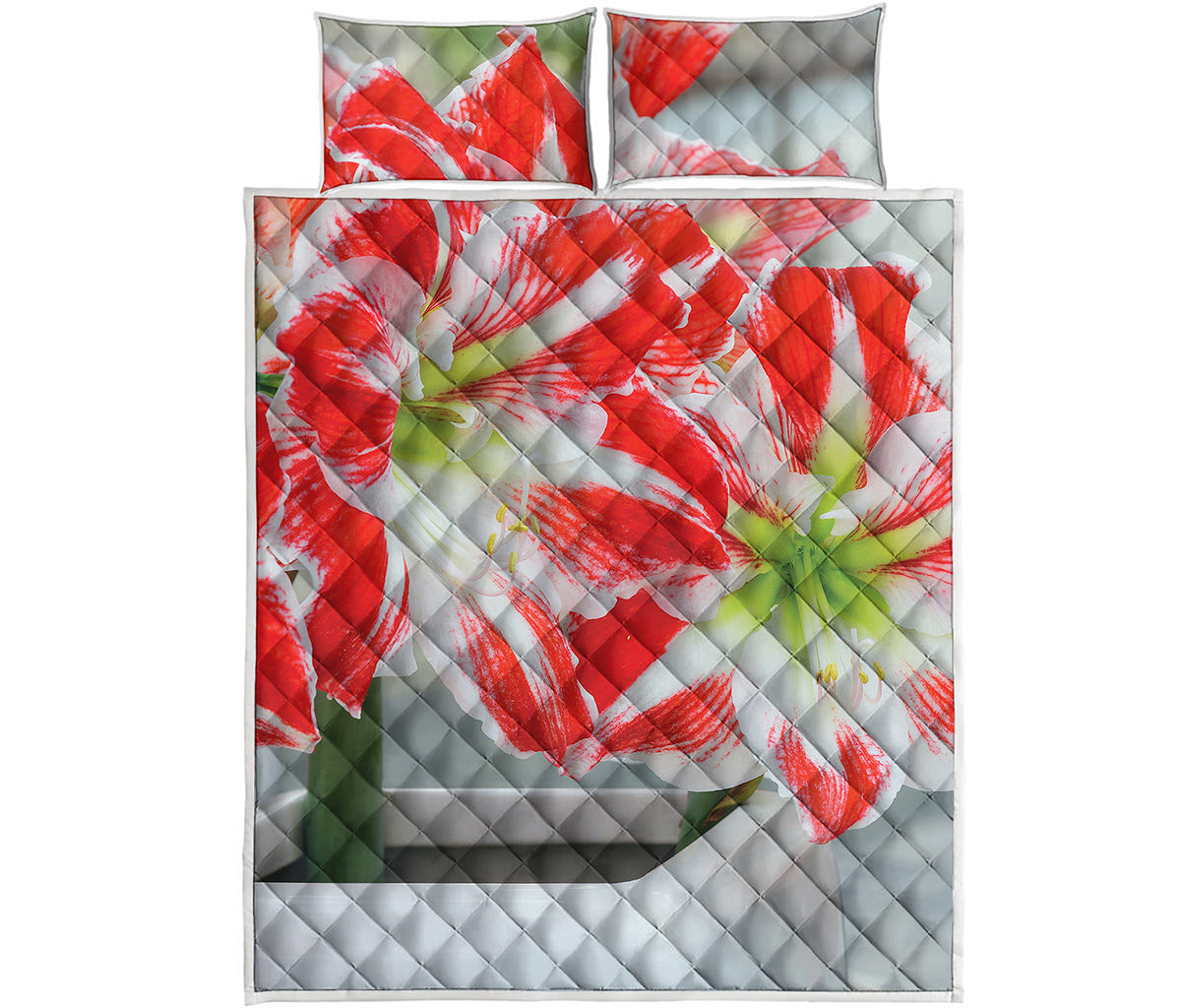 Red And White Amaryllis Print Quilt Bed Set
